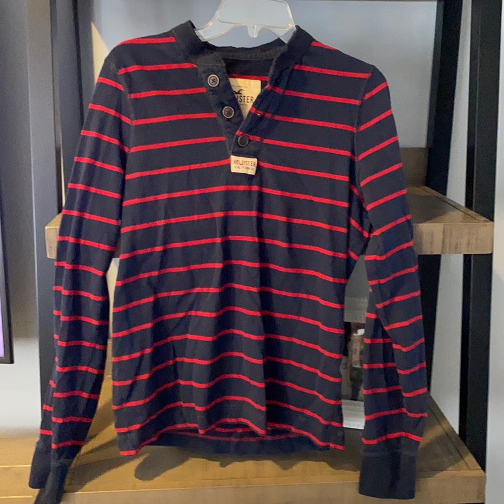Men’s long sleeve shirt